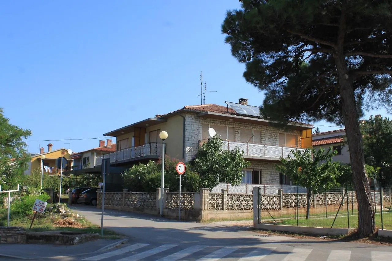 Apartments With A Parking Space Umag - 7066 0*,  Croatia